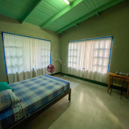 Hostal Juan Lindo Сан-Педро-Сула Экстерьер фото