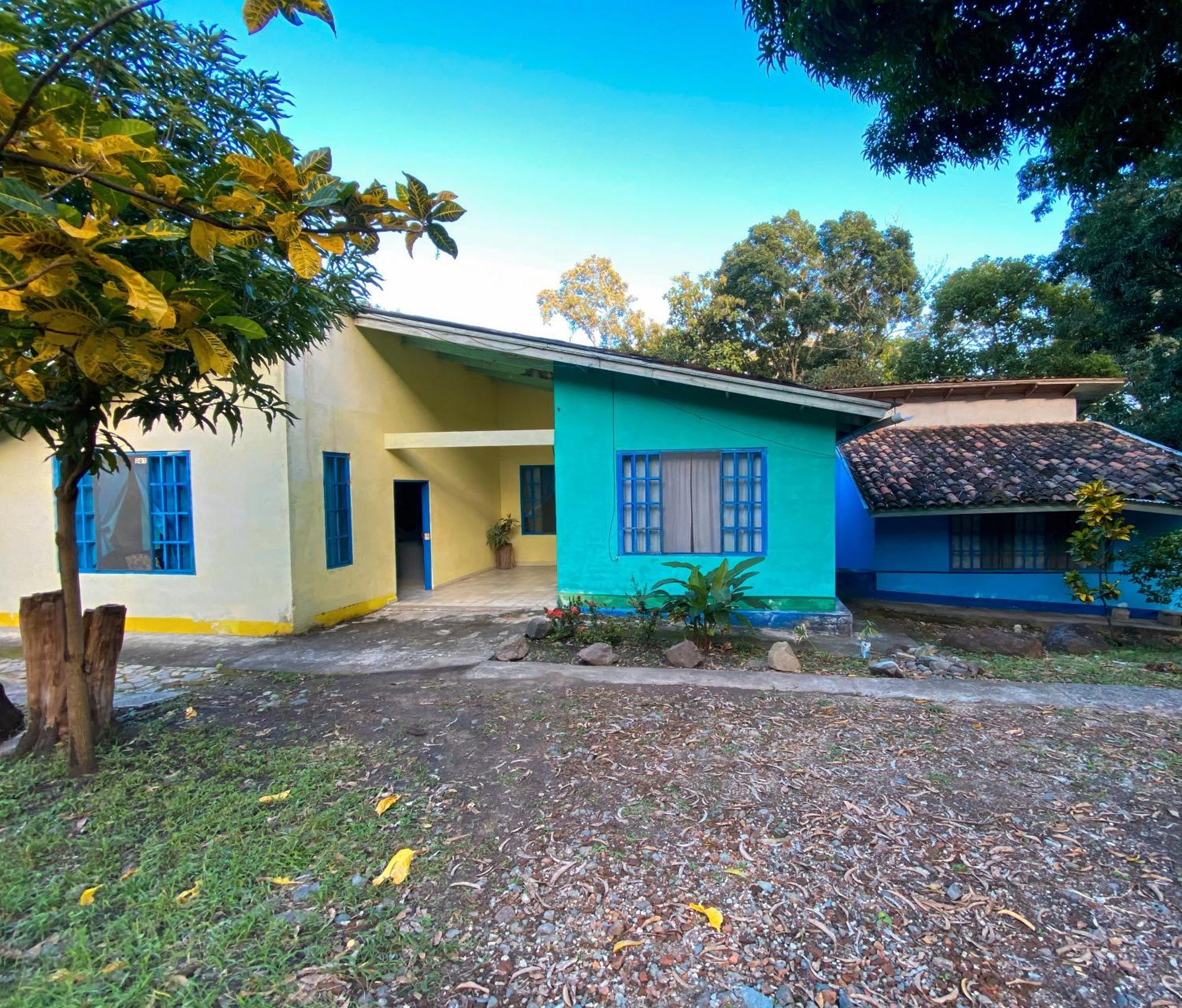 Hostal Juan Lindo Сан-Педро-Сула Экстерьер фото